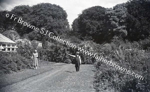 LORD AND  AND LADY FINGALIN THE GARDEN